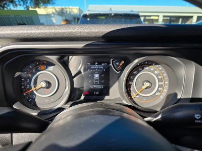 2026 Jeep Wrangler — photo 19 view