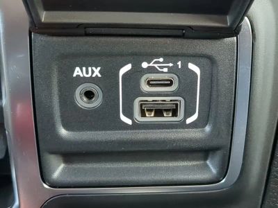2026 Jeep Gladiator — photo 22 view