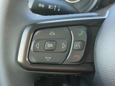 2026 Jeep Gladiator — photo 25 view