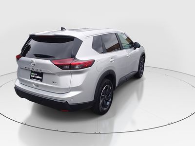 2024 Nissan Rogue — photo 7 view