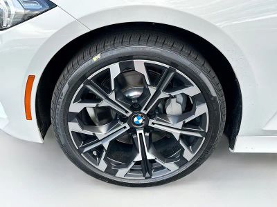 2026 BMW 3 Series — photo 26 view