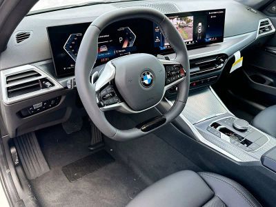 2026 BMW 3 Series — photo 7 view