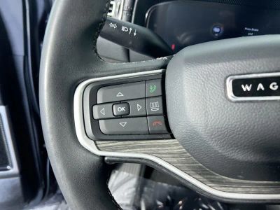 2022 Jeep Wagoneer — photo 16 view