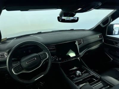 2022 Jeep Wagoneer — photo 28 view
