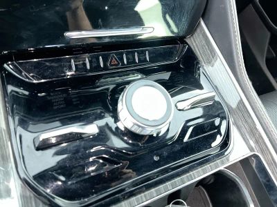 2022 Jeep Wagoneer — photo 22 view