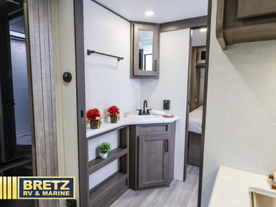 2026 Grand Design Transcend - Photo 15