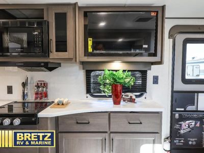 2026 Grand Design Transcend - Photo 9