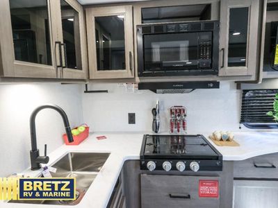 2026 Grand Design Transcend - Photo 11