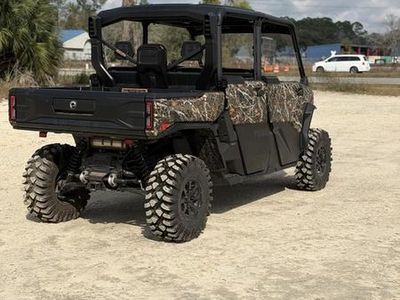 2026 Can-Am Defender MAX X mr HD11 with half-doors Dark Wildland Camo - Photo 9