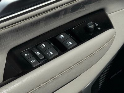 2024 Jeep Wagoneer Series II - Photo 15