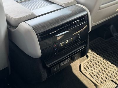 2024 Jeep Wagoneer Series II - Photo 21