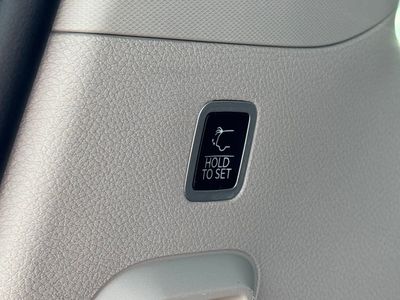 2024 Jeep Wagoneer Series II - Photo 12