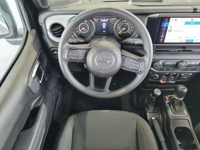 2026 Jeep Wrangler — photo 8 view