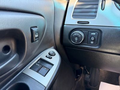 2006 Chevrolet Monte Carlo — photo 16 view