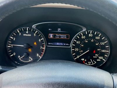 2019 Nissan Pathfinder — photo 9 view