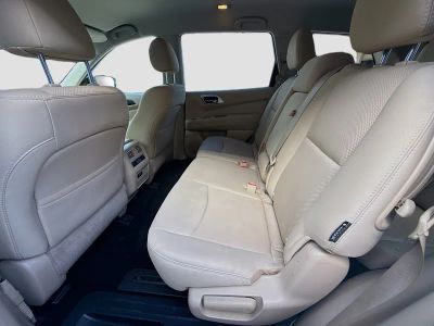 2019 Nissan Pathfinder — photo 21 view