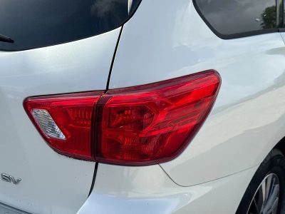 2019 Nissan Pathfinder — photo 25 view