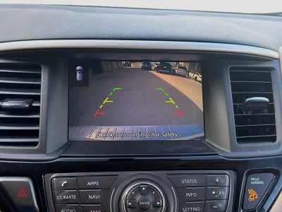 2019 Nissan Pathfinder — photo 11 view