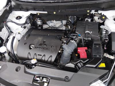 2025 Mitsubishi Outlander Sport - Photo 9