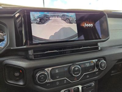 2026 Jeep Wrangler — photo 21 view