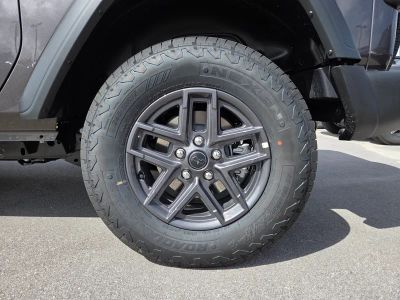 2026 Jeep Wrangler — photo 11 view