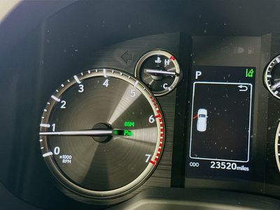 2023 Lexus GX - Photo 13