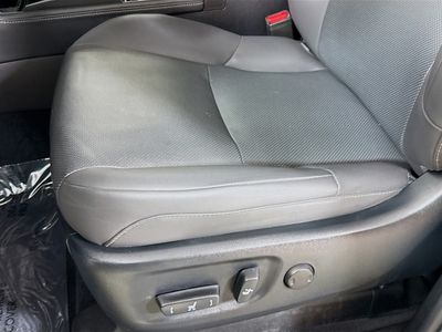 2023 Lexus GX - Photo 22