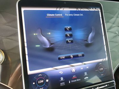2023 Mercedes-Benz EQE - Photo 28