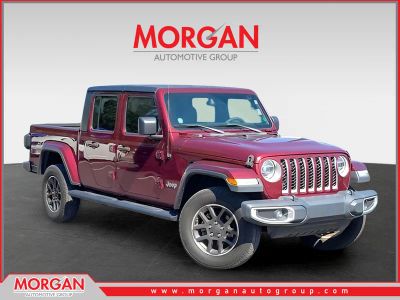2021 Jeep Gladiator Overland in Red — front three-quarter view