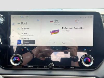 2026 Lexus RX — photo 33 view