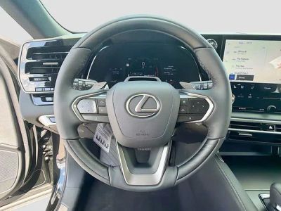 2026 Lexus RX — photo 41 view