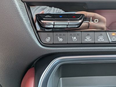 2026 Mazda CX-70 - Photo 31