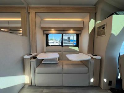2027 Thor Motor Coach GEMINI — photo 7 view