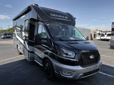 2027 Thor Motor Coach GEMINI — front three-quarter view