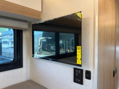 2027 Thor Motor Coach GEMINI — photo 20 view