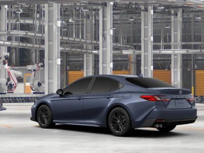 2026 Toyota Camry - Photo 6