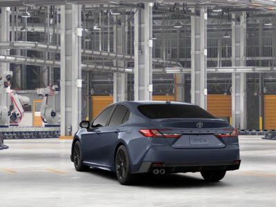 2026 Toyota Camry - Photo 7