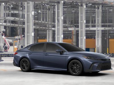 2026 Toyota Camry - Photo 14