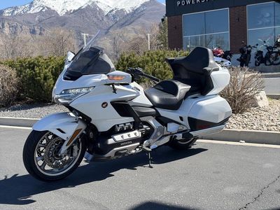 2018 Honda Gold Wing Tour Automatic DCT Candy Ardent Red - Photo 1