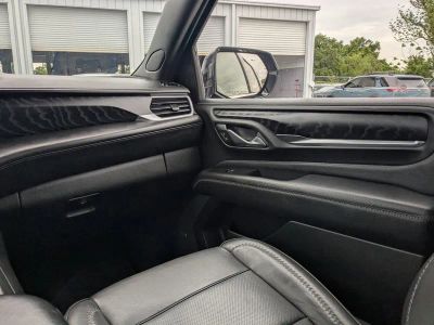 2023 GMC Yukon — photo 17 view
