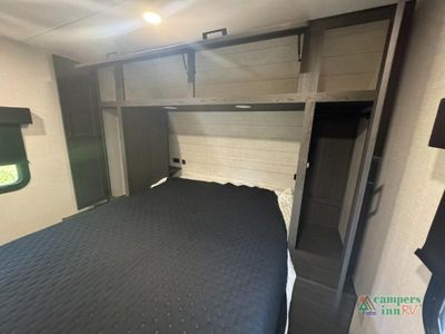 2026 Venture RV Stratus — photo 26 view