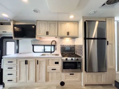 2023 Forest River SUNSEEKER - Photo 7