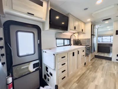 2023 Forest River SUNSEEKER - Photo 6