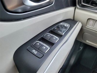 2025 Kia Sorento — photo 14 view