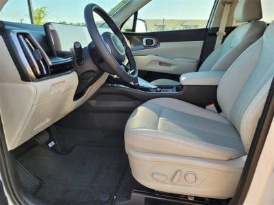 2025 Kia Sorento — engine compartment view