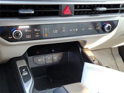 2025 Kia Sorento — photo 18 view