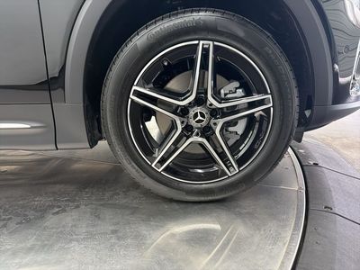 2026 Mercedes-Benz GLB — photo 9 view