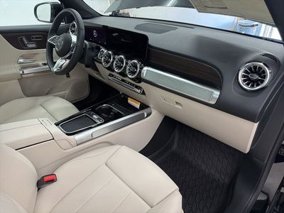 2026 Mercedes-Benz GLB — photo 63 view