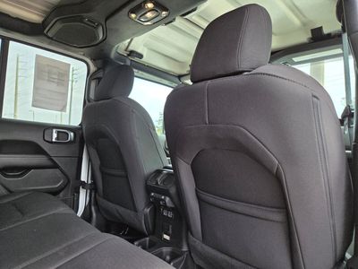 2023 Jeep Wrangler - Photo 12