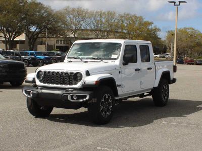 2026 Jeep Gladiator — detail view